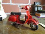 vespa schaalmodel, Hobby en Vrije tijd, Modelbouw | Auto's en Voertuigen, Ophalen of Verzenden