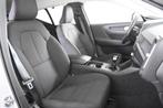 Volvo XC40 T2 Momentum *1ste Eigenaar*Navigatie*DAB*, Auto's, Voorwielaandrijving, Stof, 5 deurs, USB
