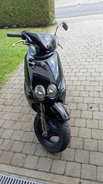 Magnifique Yamaha neo's 2 temps Classe A, Ophalen, Klasse A (25 km/u), Zo goed als nieuw, Benzine