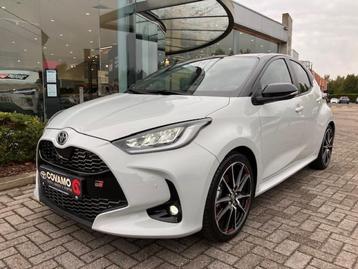 Toyota Yaris GR SPORT 1.5HSD  beschikbaar voor biedingen