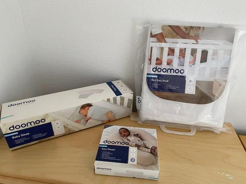Doomoo kussens, Kinderen en Baby's, Kinderkamer | Beddengoed, Zo goed als nieuw, Kussen, Wit, Jongetje of Meisje, Ophalen