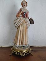 biscuit : 2 grote beelden, Antiquités & Art, Antiquités | Porcelaine, Enlèvement ou Envoi