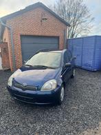 Toyota yaris gekeurd voor verkoop, Auto's, Blauw, Particulier, Yaris, Te koop