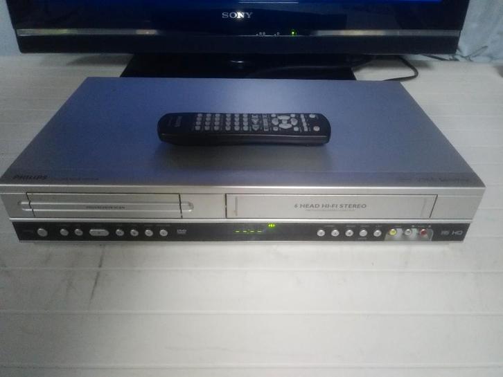 Philips DVP3350V combi DVD speler/VHS video recorder, Audio, Tv en Foto, Videospelers, Gebruikt, VHS-speler of -recorder, Ophalen of Verzenden