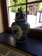 Vase royal sphinx, Enlèvement