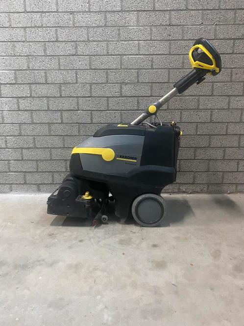 Top Kärcher BR 35/12 schrobmachine schrobzuigmachine op accu, Doe-het-zelf en Bouw, Reinigingsmachines, Zo goed als nieuw, Schrobmachine