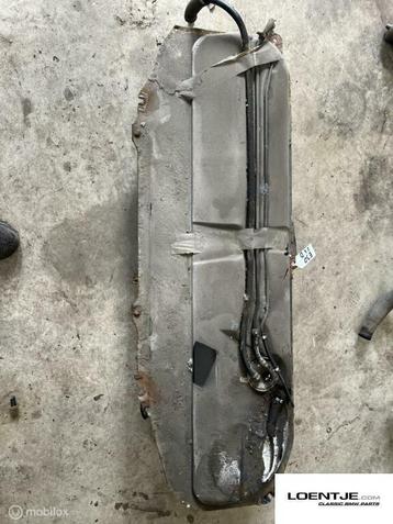 Benzinetank bmw e30 type 1 55l 325i 324 320i 323i 318i etc beschikbaar voor biedingen
