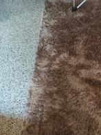 Tapis taupe reflets beiges, Ophalen