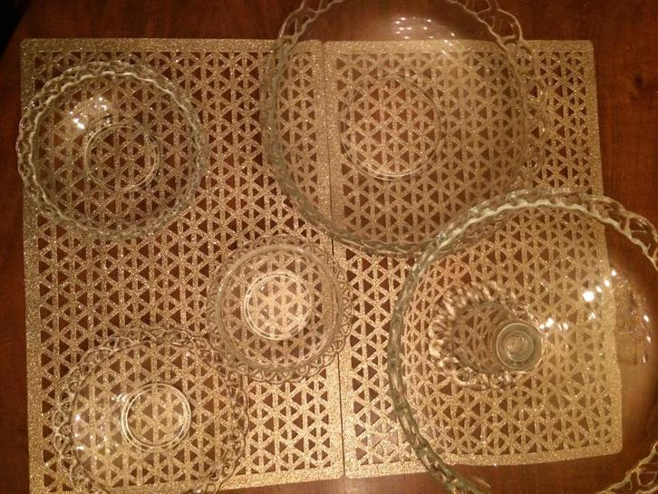 23 delig  ontbijt/dessert servies, Huis en Inrichting, Keuken | Servies, Nieuw, Compleet servies, Glas, Ophalen