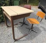 Vintage schoolbank inclusief 2 stoelen, Ophalen, Bureau