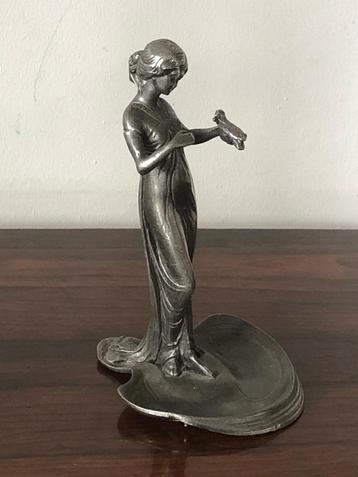 Art nouveau vide poche  beschikbaar voor biedingen