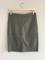 Vila faux leather rok kaki, Vêtements | Femmes, Jupes, Taille 38/40 (M), Enlèvement ou Envoi, Autres couleurs, Au-dessus du genou