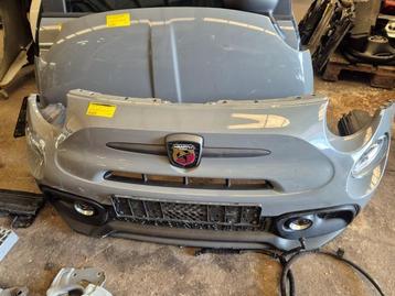 Voorkop compleet van een Fiat 500 beschikbaar voor biedingen
