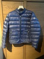 Moncler acorus maat 5, Kleding | Heren, Jassen | Winter, Ophalen, Maat 52/54 (L), Moncler, Blauw