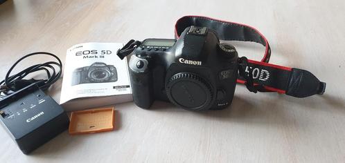 Canon EOS 5D Mark III (<110k clicks), TV, Hi-fi & Vidéo, Appareils photo numériques, Utilisé, Reflex miroir, Canon, Sans zoom optique