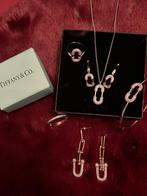 Juwelen Tiffany & Co, Handtassen en Accessoires, Oorbellen, Ophalen of Verzenden, Zo goed als nieuw, Goud, Zilver