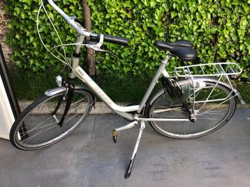 damesfiets gazelle beschikbaar voor biedingen