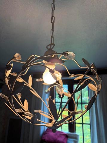 Lustre motif feuille beschikbaar voor biedingen