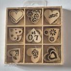 Houten kist met 45 houten voorwerpen met als thema het hart, Verzenden, Nieuw, Overige typen