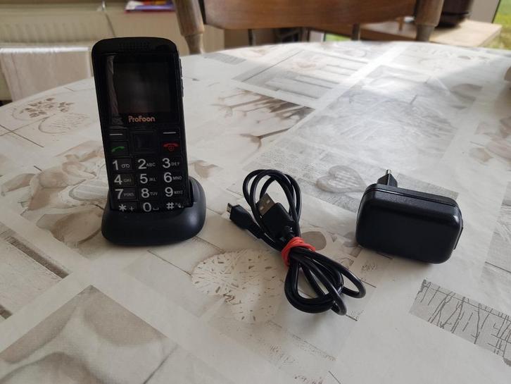 GSM met grote toetsen en gemakkelijk in gebruik, Telecommunicatie, Mobiele telefoons | Overige merken, Gebruikt, Zonder abonnement