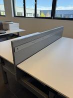 bureau, Ophalen, In hoogte verstelbaar, Zo goed als nieuw, Bureau