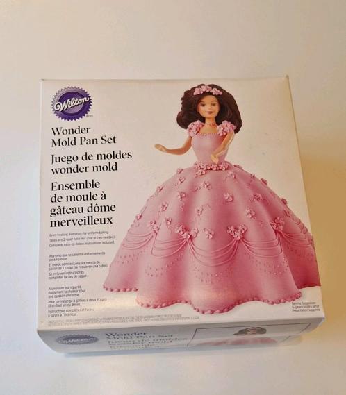 Wilton bakvorm prinses met popje, Hobby en Vrije tijd, Taarten en Cupcakes maken, Zo goed als nieuw, Bakvorm, Taarten, Ophalen of Verzenden
