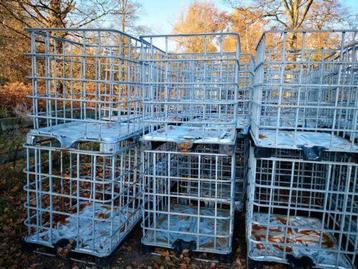 Cages ibc 1.2m2 palettes métal et bois disponible 