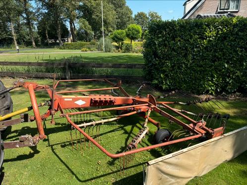 Kuhn GA381/4101 Grondbakken Weidesleep, Articles professionnels, Agriculture | Outils, Transport, Enlèvement