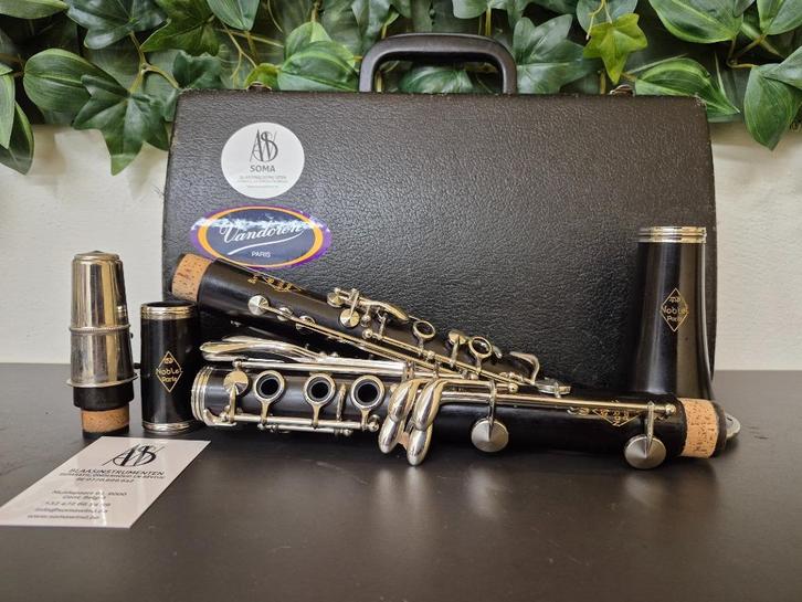 Noblet Artist Bb-Klarinet 17/6, Muziek en Instrumenten, Blaasinstrumenten | Klarinetten, Zo goed als nieuw, Bes-klarinet, Hout