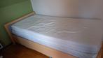 slaapkamer bed + matras + kast, Maison & Meubles, Chambre à coucher | Chambres à coucher complètes, Enlèvement, Utilisé, Tijdloos