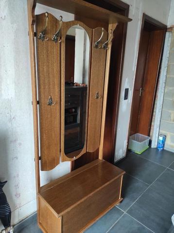 porte manteau en chêne, Enlèvement