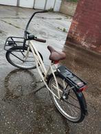 Drie fietsen van verschillende prijsklassen, Fietsen en Brommers, Ophalen, Zo goed als nieuw, Versnellingen
