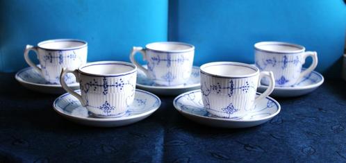 Lot Mokkatassen met Ondertassen ~~ Villeroy Boch Dresden ~~, Antiek en Kunst, Antiek | Keramiek en Aardewerk, Ophalen of Verzenden