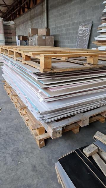 Gipsplaat, gyprocplaten, standaard, brandwerende, waterweren disponible aux enchères