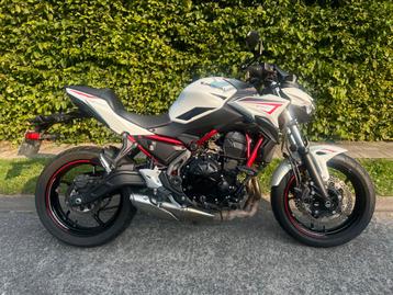 Kawasaki Z650 2022 met garantie. beschikbaar voor biedingen