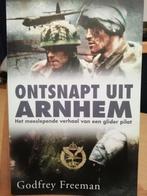 Godfrey Freeman - Ontsnapt uit Arnhem, Ophalen of Verzenden, Zo goed als nieuw, Godfrey Freeman