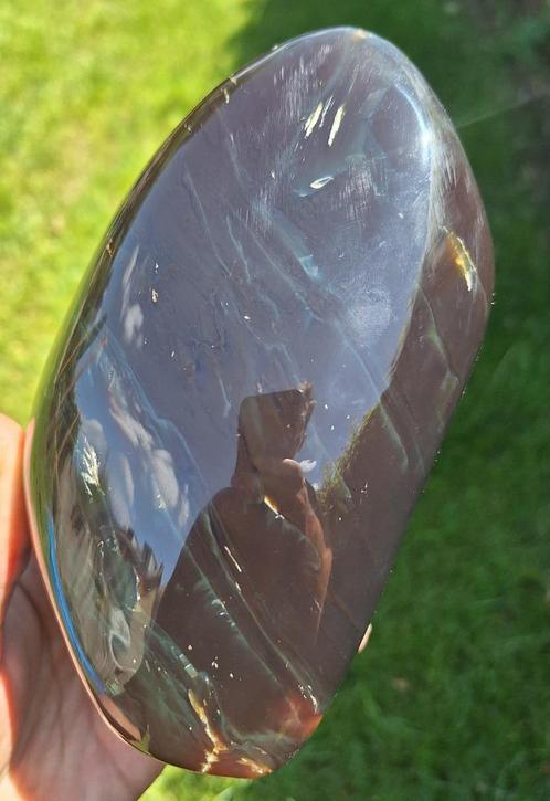 prachtig groene strepen! barnsteen indonesisch 468 gram, Verzamelen, Mineralen en Fossielen, Fossiel, Ophalen of Verzenden