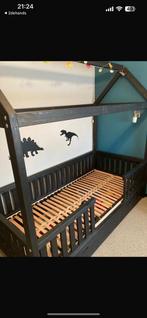 Kinderbed 2m lengte en 90cm breed, Huis en Inrichting, Ophalen