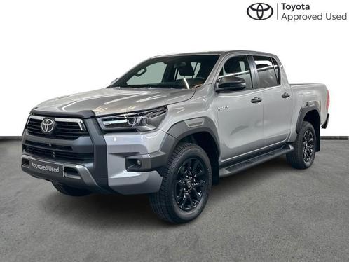 Toyota Hilux DOUBLE CAB 2.8 AWD AT INVICIBL, Auto's, Toyota, Hilux, Adaptive Cruise Control, Airbags, Airconditioning, Bluetooth