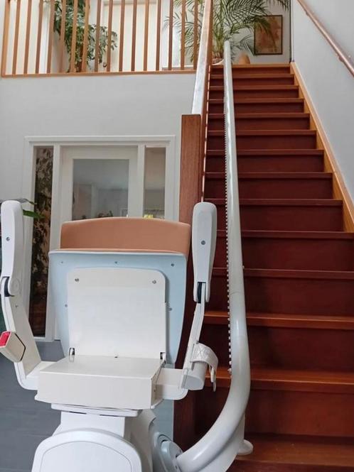 Traplift inclusief installatie en met garantie !, Diversen, Trapliften, Zo goed als nieuw, Ophalen of Verzenden