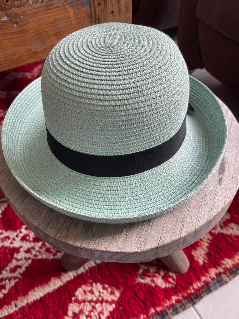 Hoedje dames, Kleding | Dames, Hoeden en Petten, Ophalen, Zo goed als nieuw