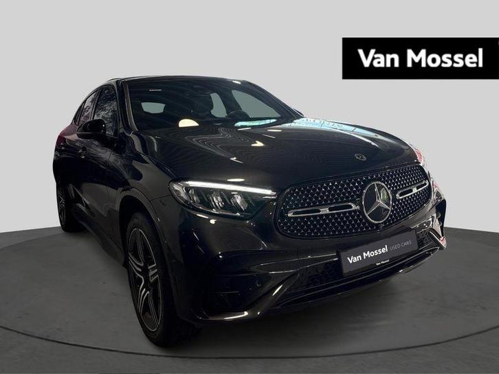 Mercedes-Benz GLC 300 e 4M AMG Line Coupé + PANORAMISCH DAK, Auto's, Mercedes-Benz, Bedrijf, Te koop, GLC Coupé, 360° camera, 4x4