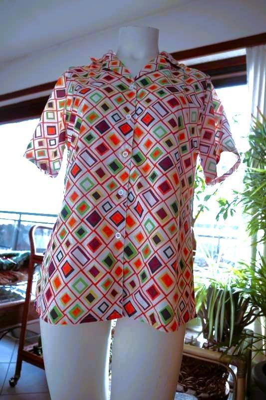 vintage dressing blouse in retro unieke stijl, Vêtements | Femmes, Blouses & Tuniques, Comme neuf, Taille 38/40 (M), Autres couleurs