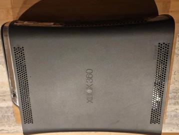 Xbox 360 Elite + controller + games beschikbaar voor biedingen