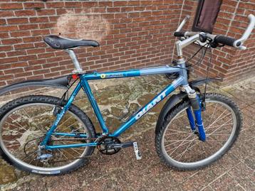 Mountainbike giant escaper 28" 54 cm beschikbaar voor biedingen