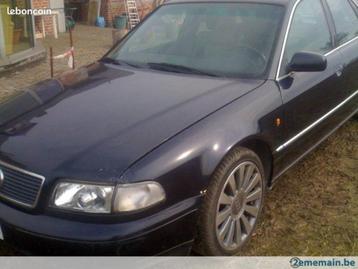 Audi A8 2.5 TDI nachtblauw metallic met xenonkoplampen beschikbaar voor biedingen