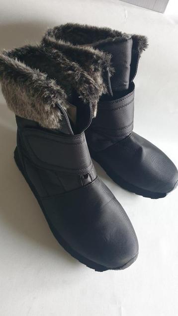 snowboots met spike mt 42, 43 of 45 beschikbaar voor biedingen