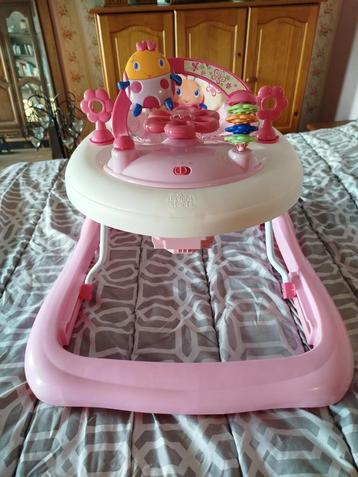 Meisjesdraver beschikbaar voor biedingen