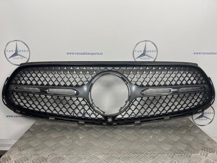 Grille van een Mercedes GLC-Klasse (ZWART), Auto-onderdelen, Carrosserie, Mercedes-Benz, Gebruikt, 3 maanden garantie
