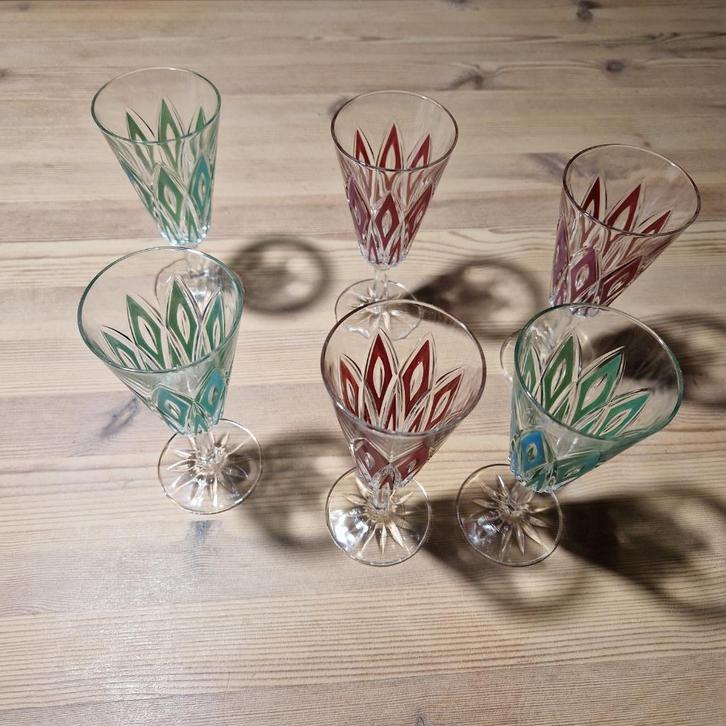 6 flûtes à champagne VMC Reims, Antiquités & Art, Antiquités | Verre & Cristal, Enlèvement ou Envoi